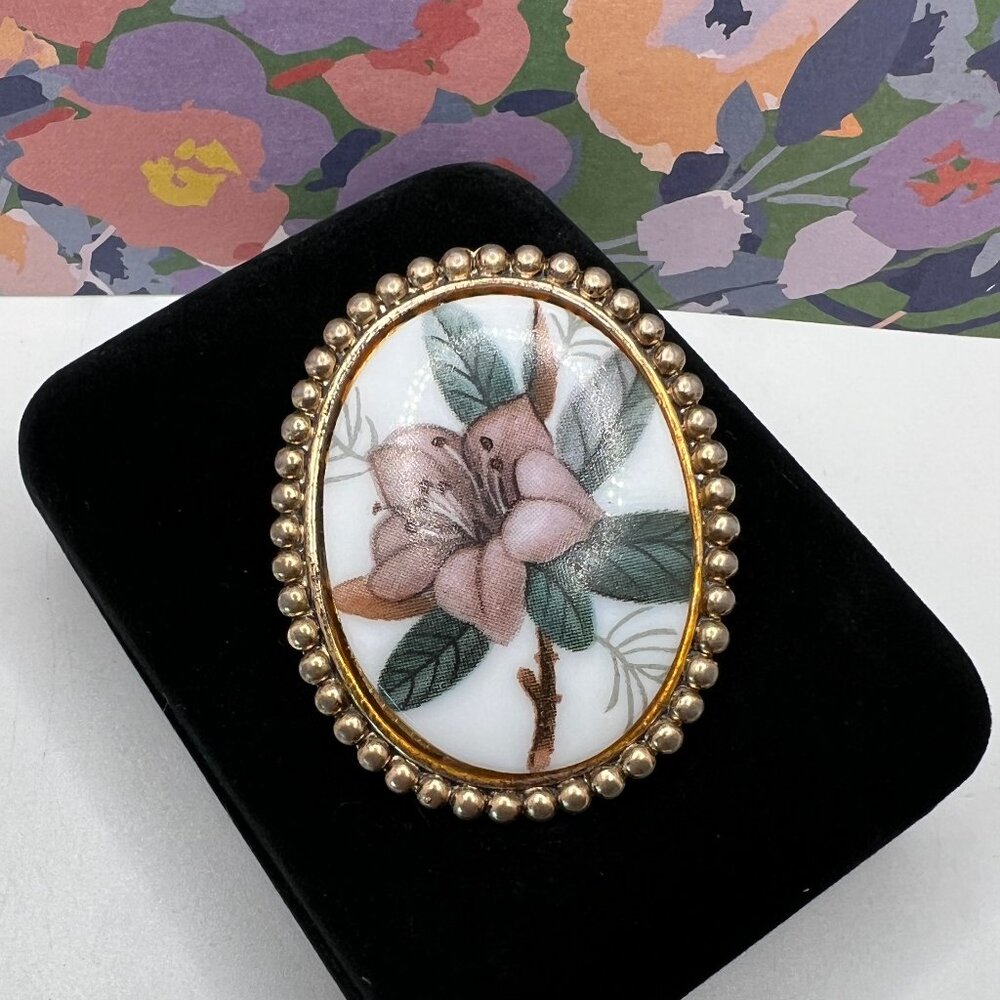 SALE 3/$20**Floral Transferware Cameo Brooch